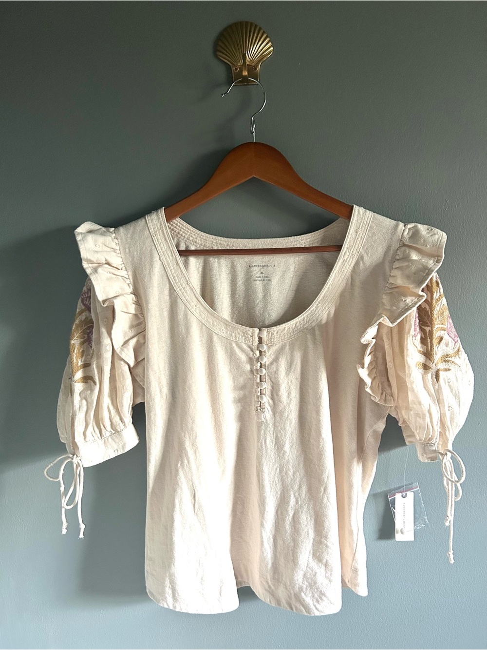 NWT Anthropologie Embroidered Puff-Sleeve Top XL Creme Eyelet Ruffle Henley - Picture 9 of 12